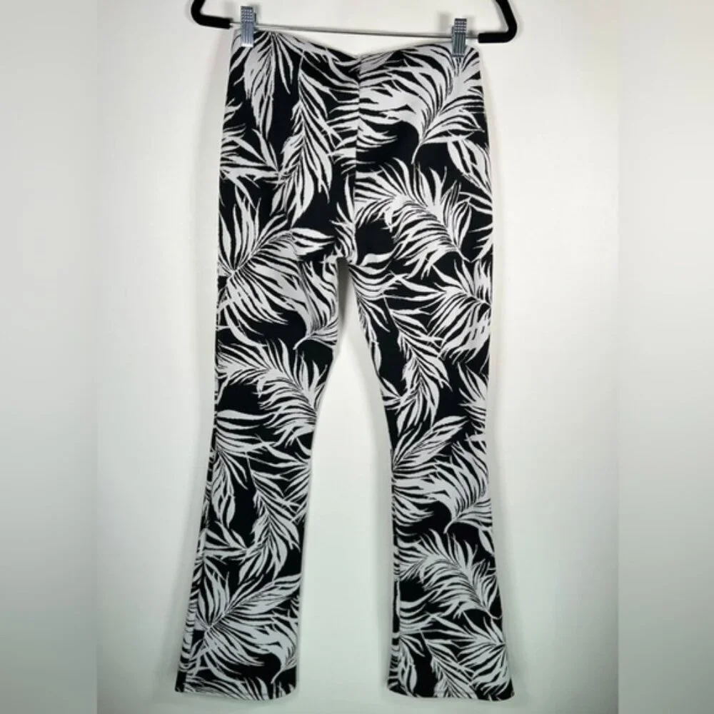 NWT ZARA Black/White Leaf Flare‎ Jacquard Pants High Waist Elastic Waist Sz L